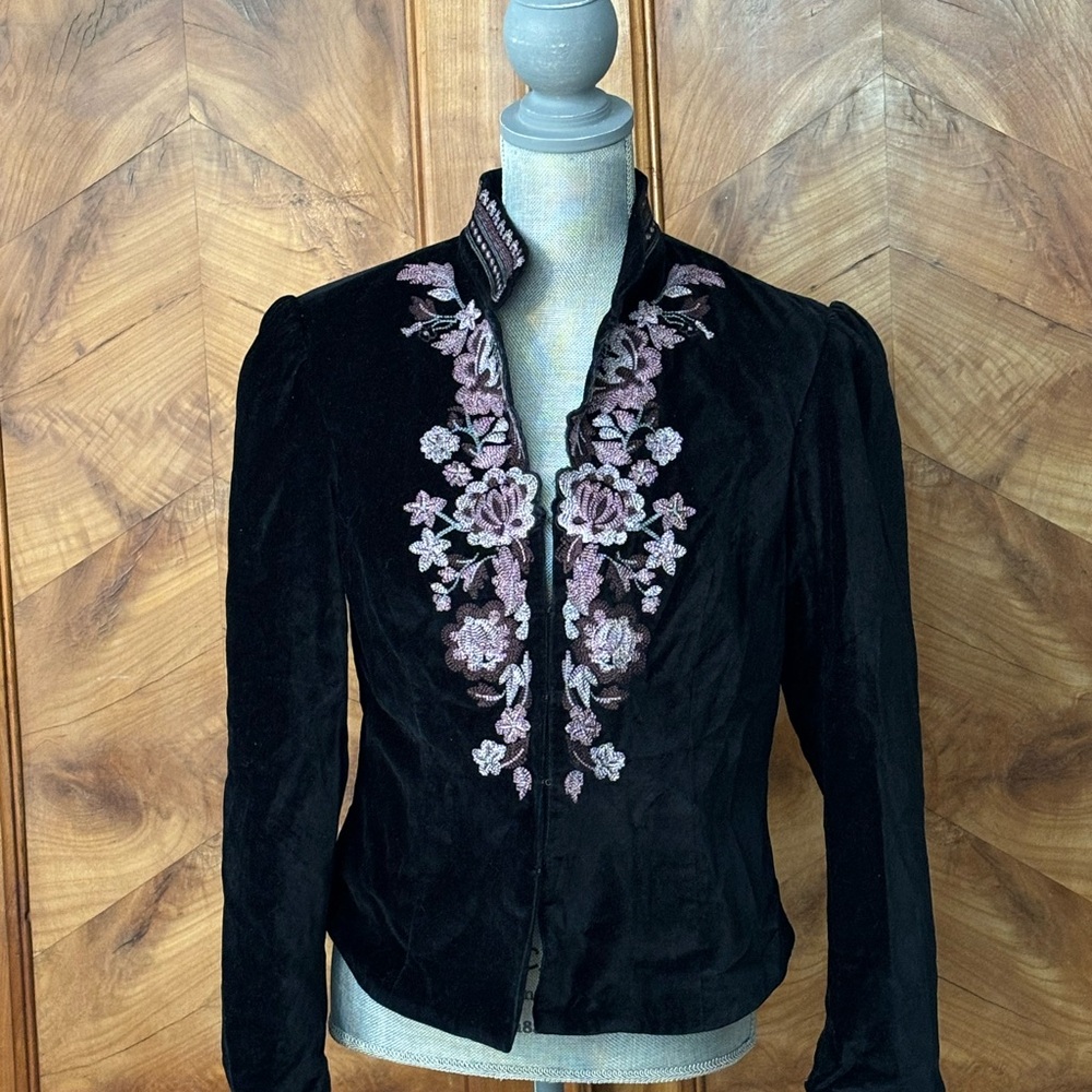 Bandolino Black Cotton Velvet Embroidered Jacket Size 10
